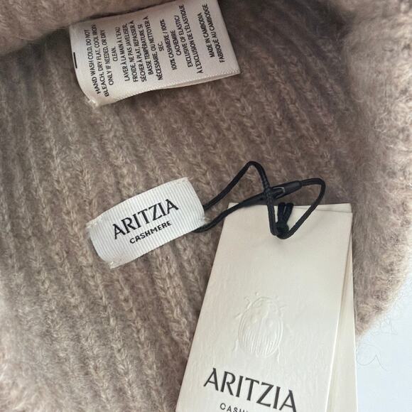 Aritzia Heather Nomad Taupe Ribbed Cuff 100% Cashmere Crowned Beanie One Size main image 4